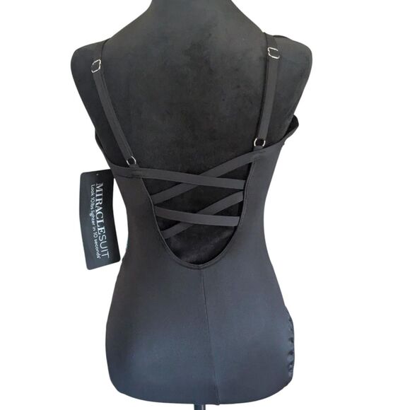 Miraclesuit "Temptation" Plunge One-Piece Swimsuit, Size 8 - Picture 4 of 4